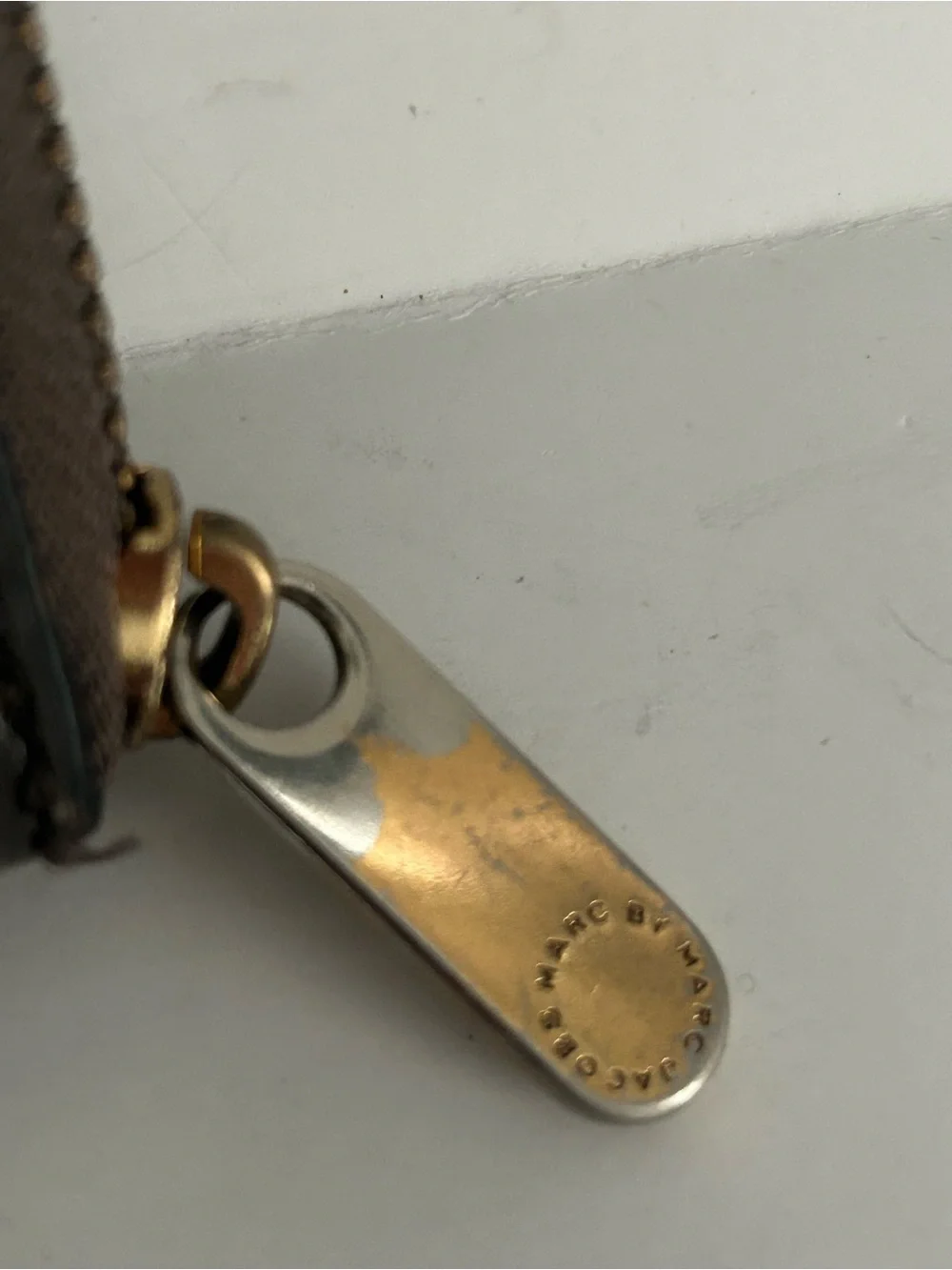 Marc Jacobs sleek marc